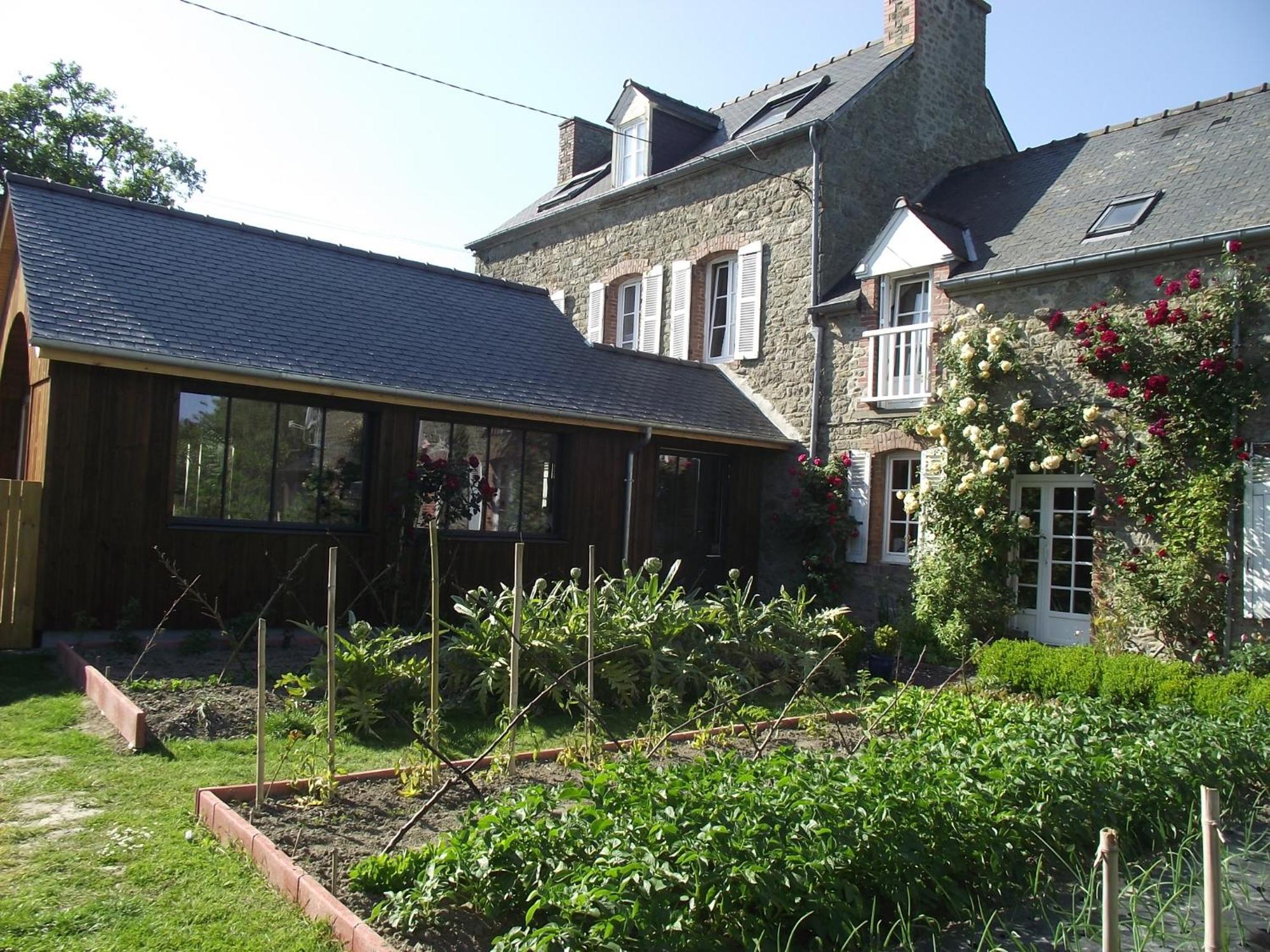 Chambres D'Hotes Le Clos D'Enhaut Dinard Exterior foto