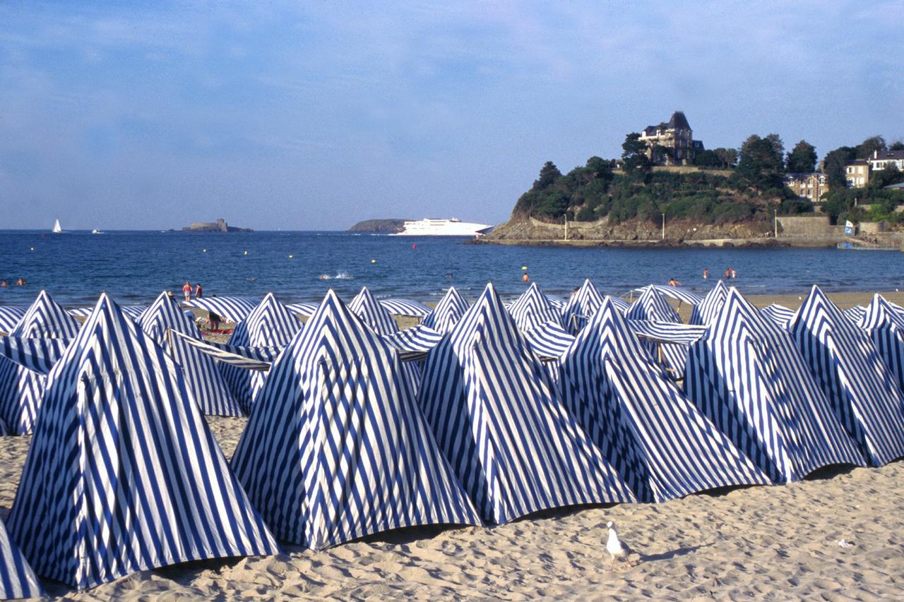 Chambres D'Hotes Le Clos D'Enhaut Dinard Exterior foto